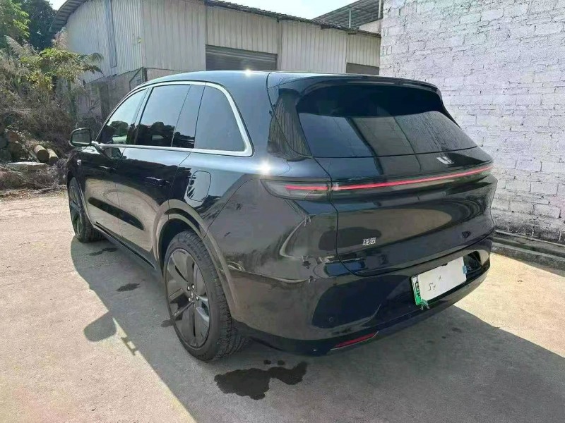 广州25年理想L68