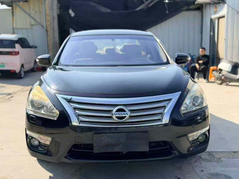 汕头14年日产天籁1