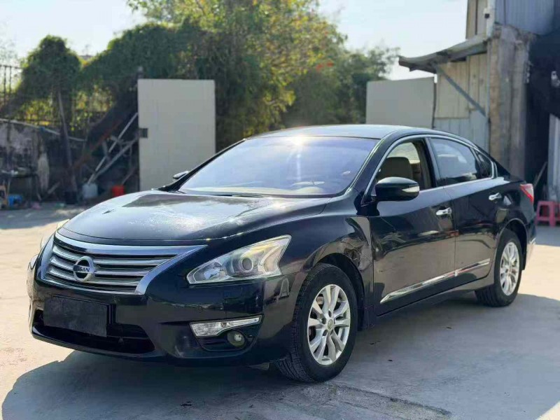 汕头14年日产天籁2