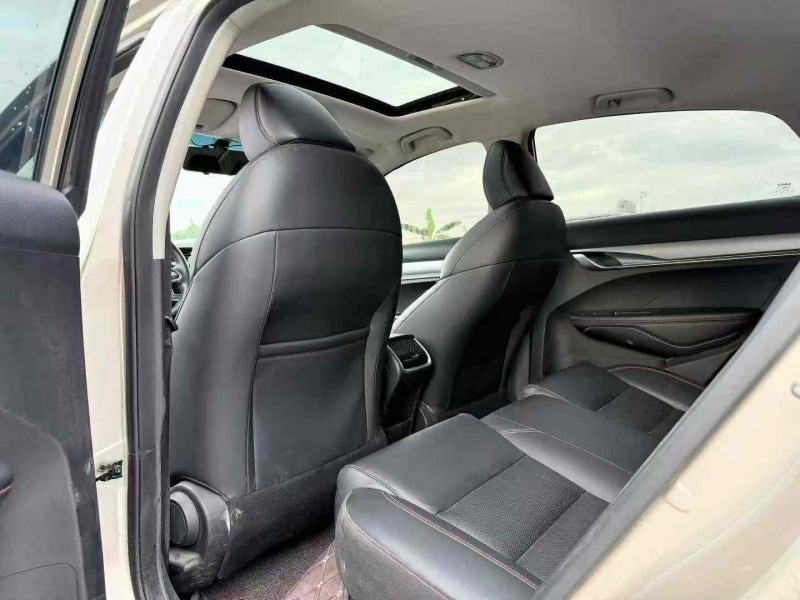 汕头20年吉利博瑞4