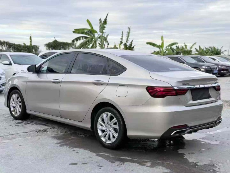 汕头20年吉利博瑞6