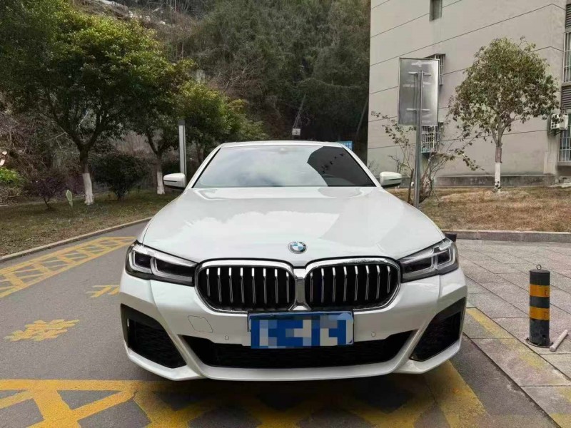 重庆22年宝马5系1