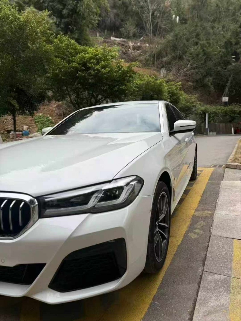 重庆22年宝马5系3