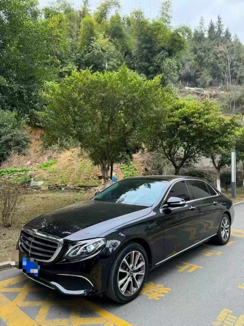 重庆20年奔驰E2