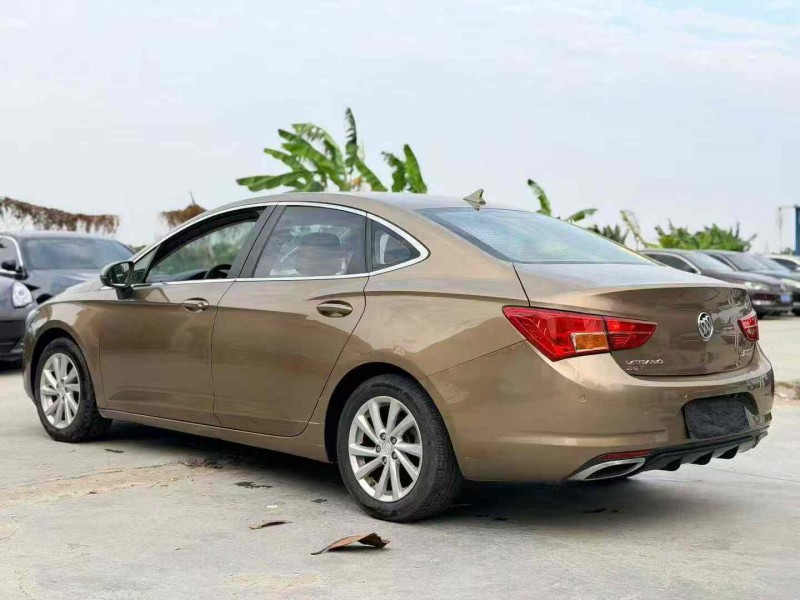 汕头16年别克威朗7