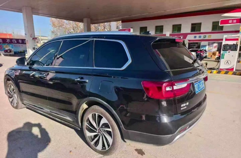 保定20年红旗HS77