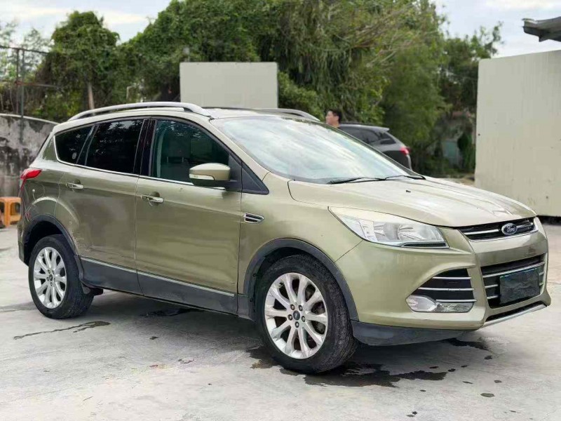 汕头13年福特翼虎3