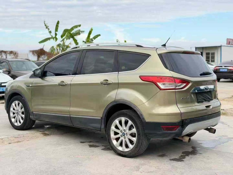 汕头13年福特翼虎6