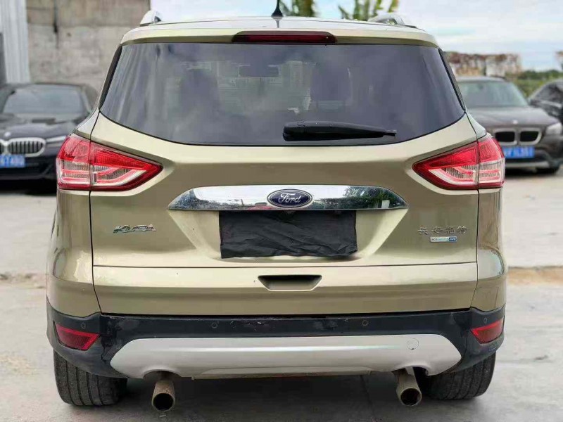 汕头13年福特翼虎8