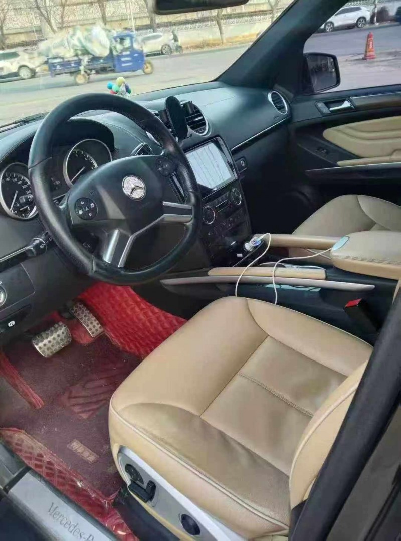 保定11年奔驰ML6