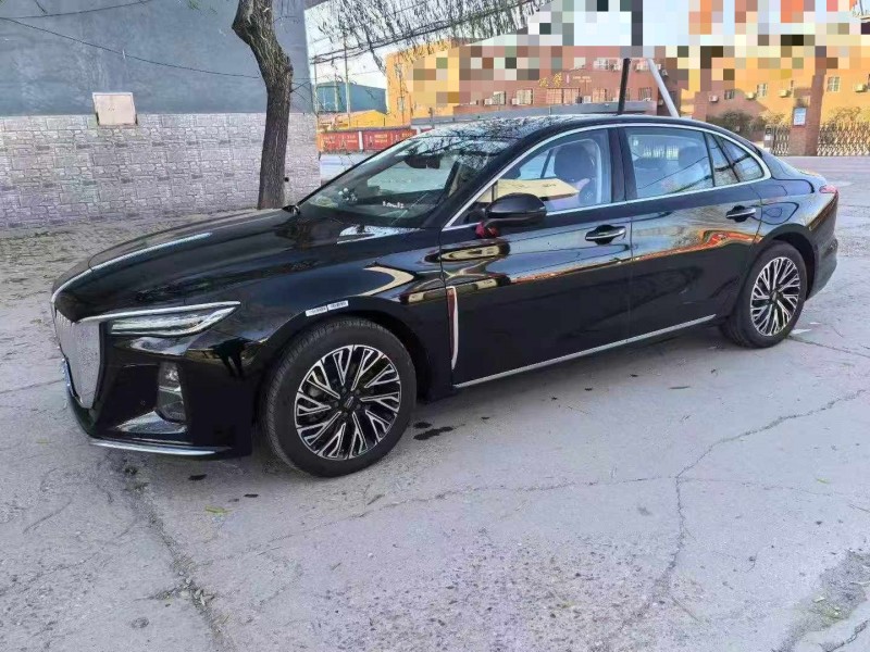 保定24年红旗H52