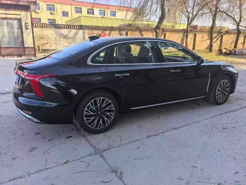 保定24年红旗H57