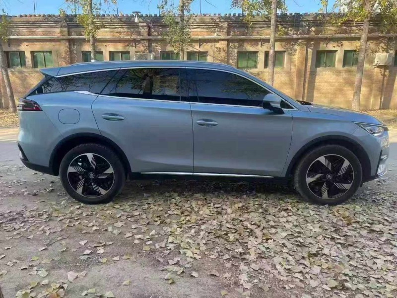 保定24年比亚迪唐2