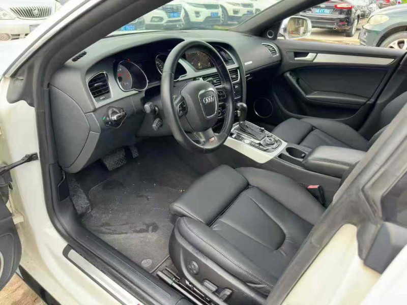 汕头12年奥迪S58