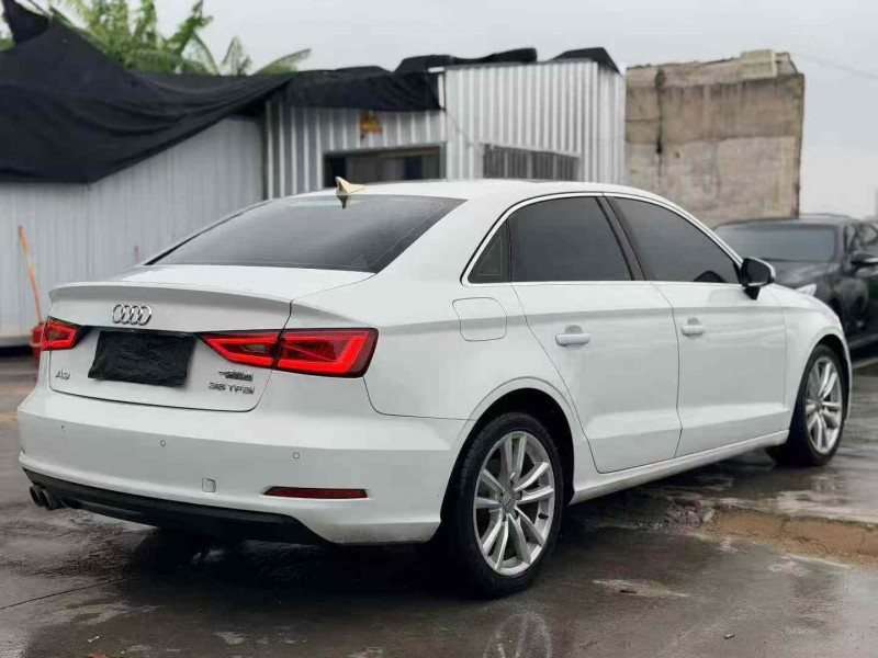 汕头14年奥迪A4L8