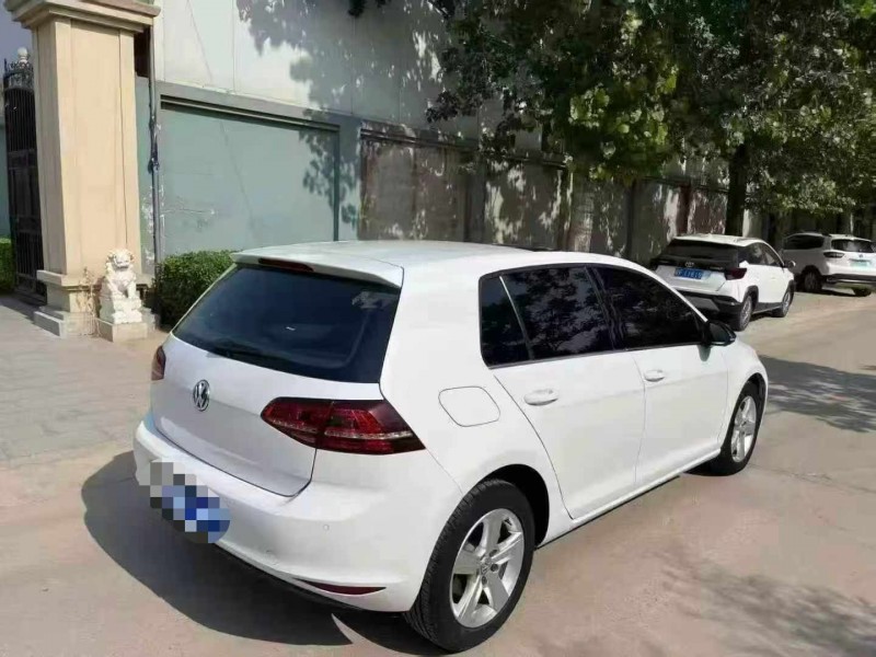 保定17年大众高尔夫8