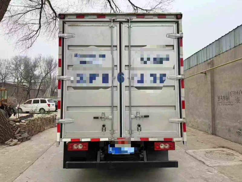 保定24年福田欧马可9