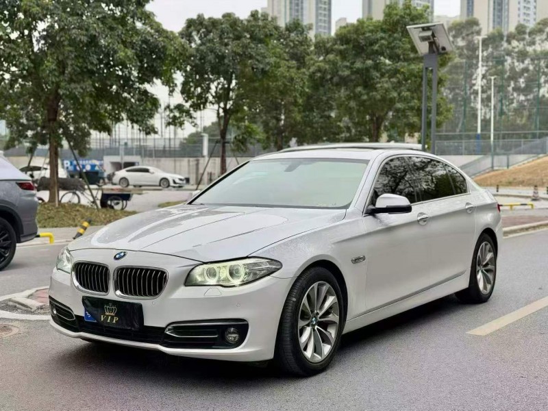 广州16年宝马5系3