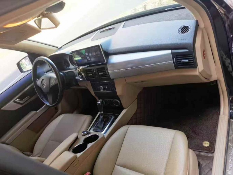 广州11年奔驰GLK6