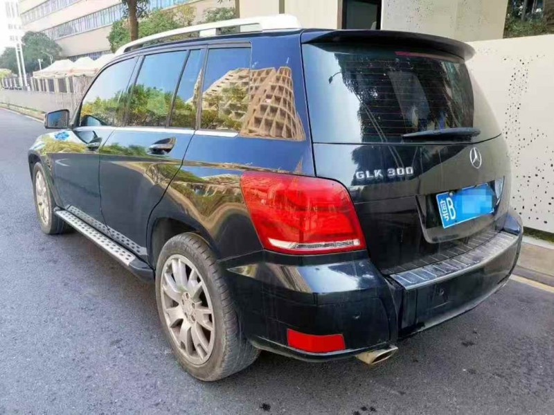 广州11年奔驰GLK7