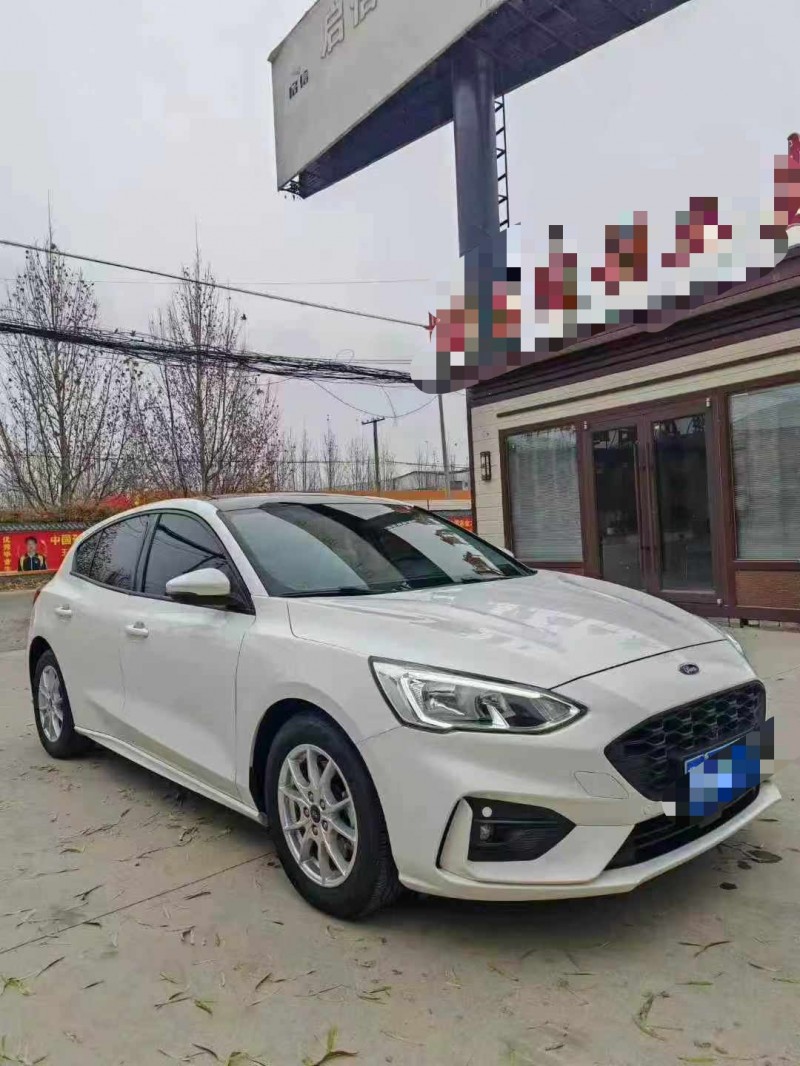 保定19年福特福克斯3