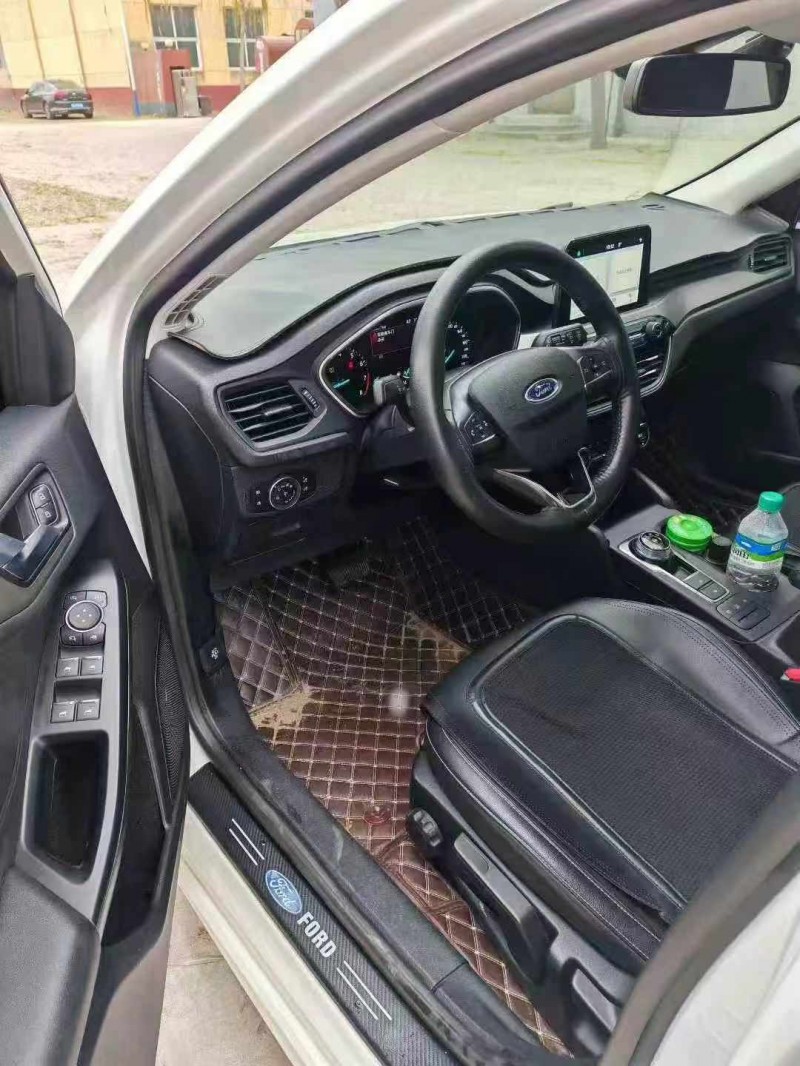 保定19年福特福克斯6