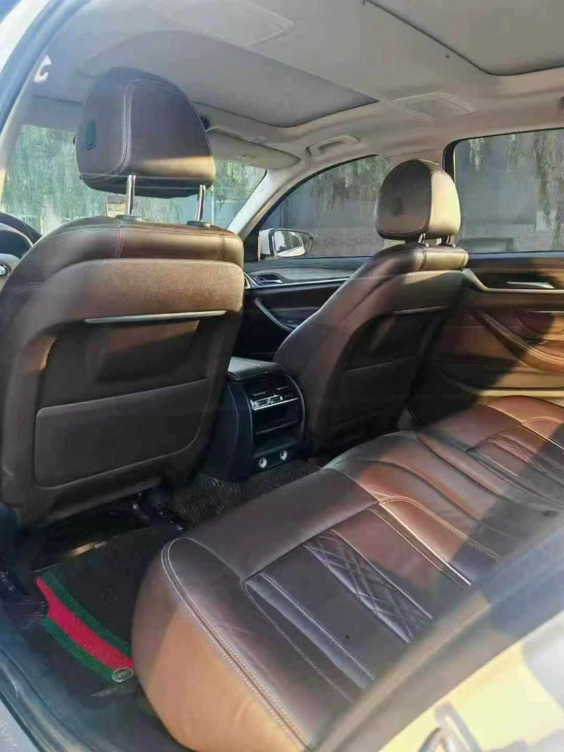 保定19年宝马5系4