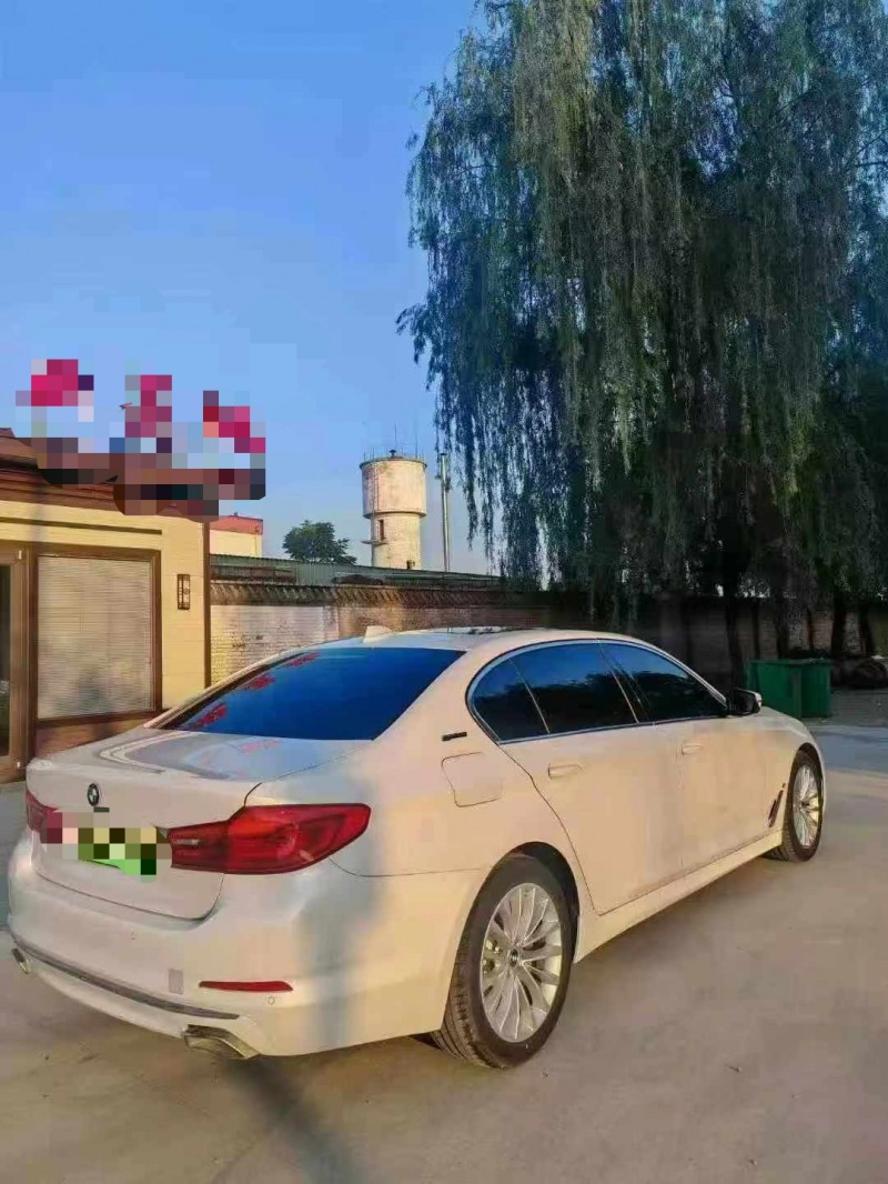 保定19年宝马5系8