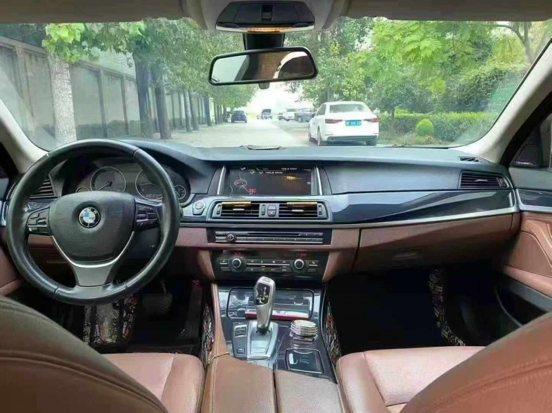 保定16年宝马5系4