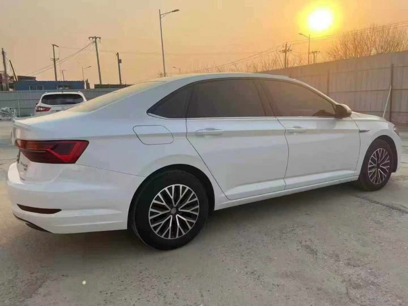 保定20年大众速腾7