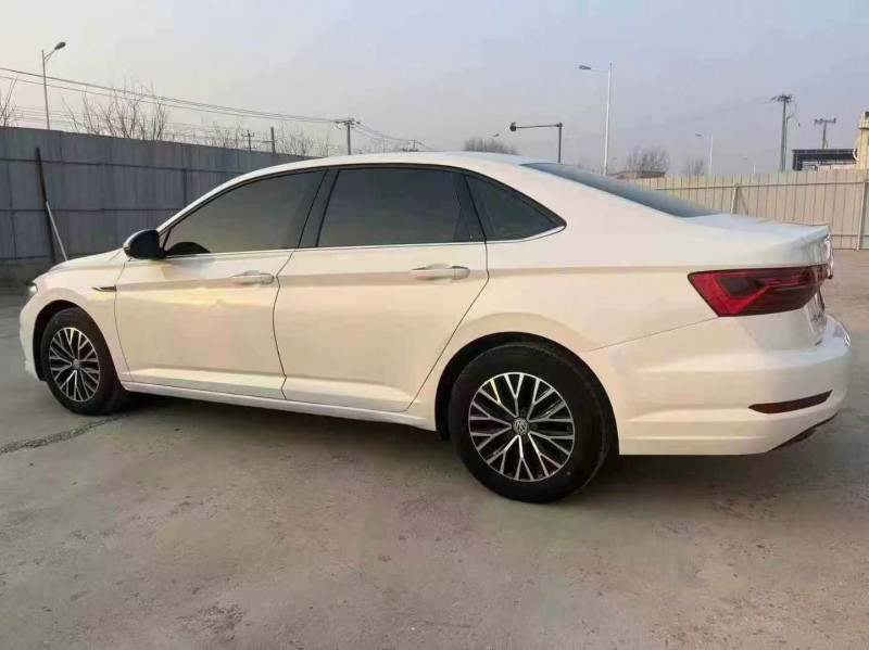 保定20年大众速腾8