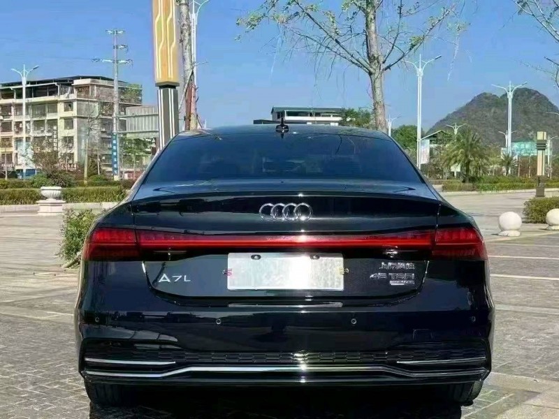 温州24年奥迪A7L8