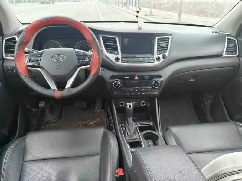 郑州19年现代途胜8