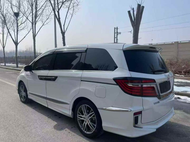 郑州21年本田艾力绅4