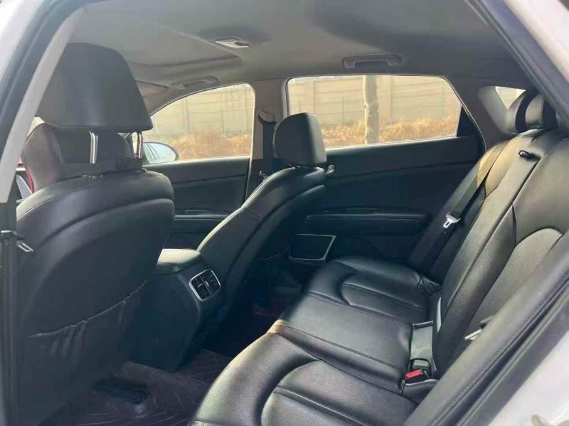 郑州17年起亚K57