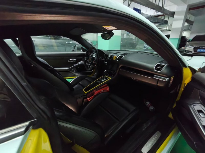 菏泽17年保时捷卡曼2