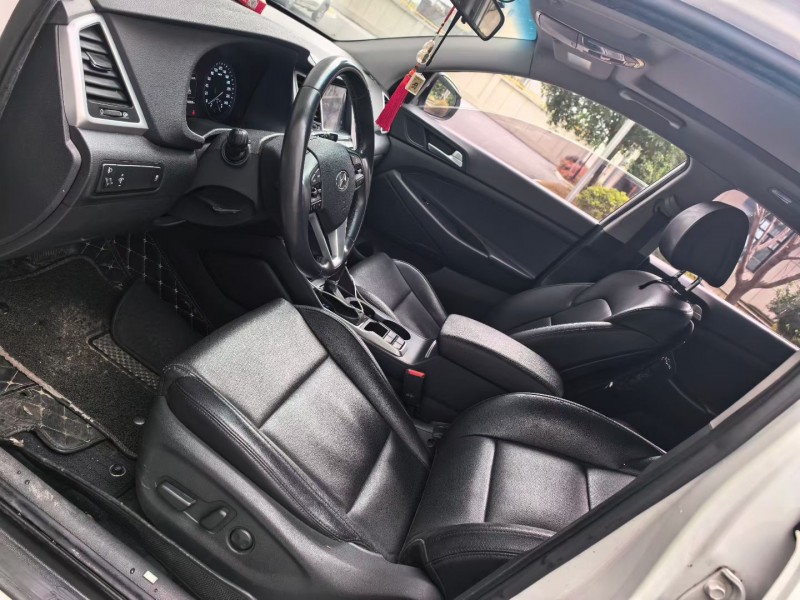 菏泽18年现代途胜5