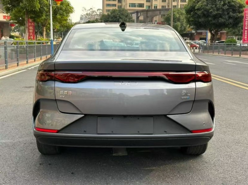 东莞26年比亚迪秦9