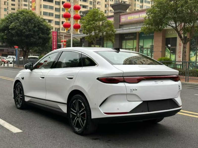 东莞26年比亚迪秦7