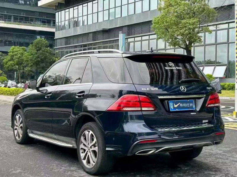 东莞17年奔驰GLE8