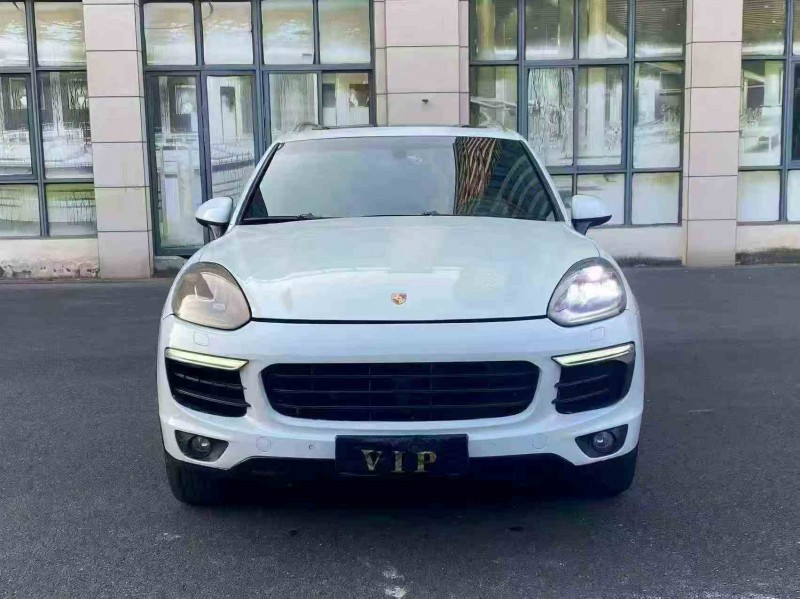 莆田14年保时捷卡宴1