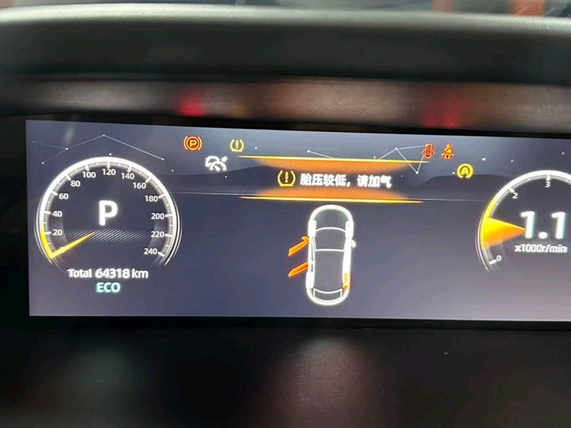 成都23年长安汽车UNI6