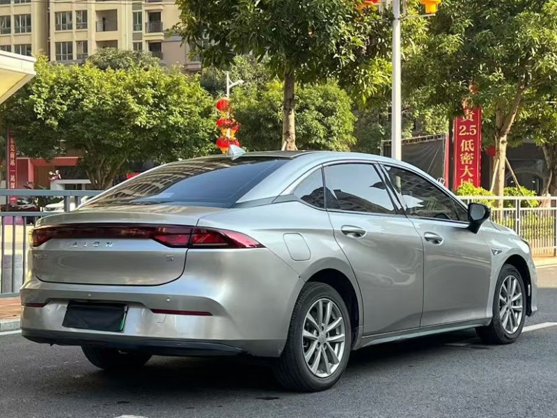 东莞24年传祺埃安S8