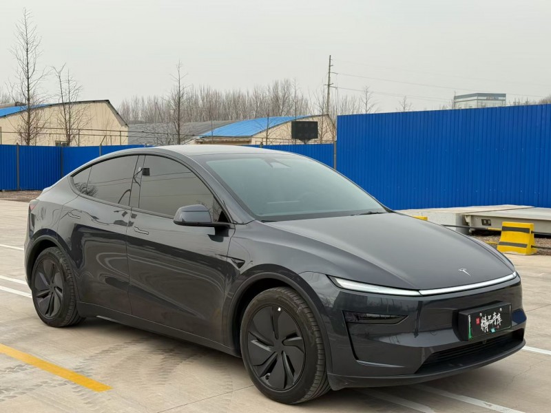 青岛25年特斯拉MODEL Y3