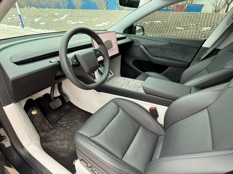 青岛25年特斯拉MODEL Y6