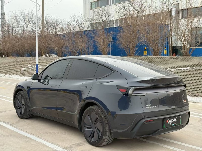 青岛25年特斯拉MODEL Y7
