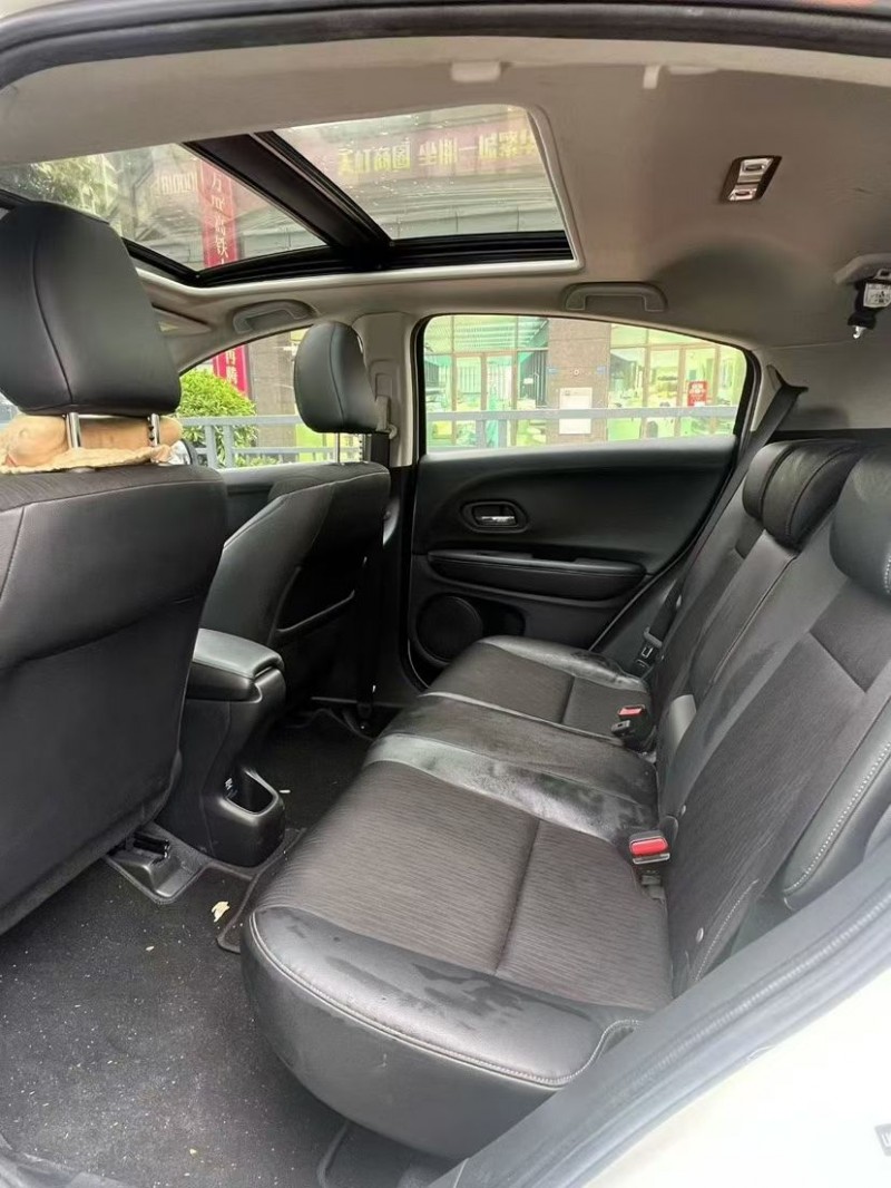 东莞22年本田缤智5