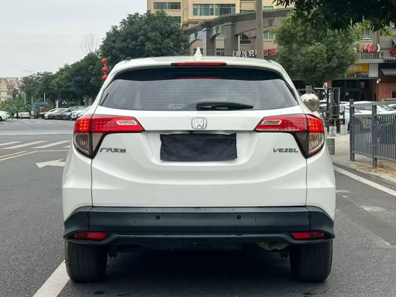 东莞22年本田缤智9