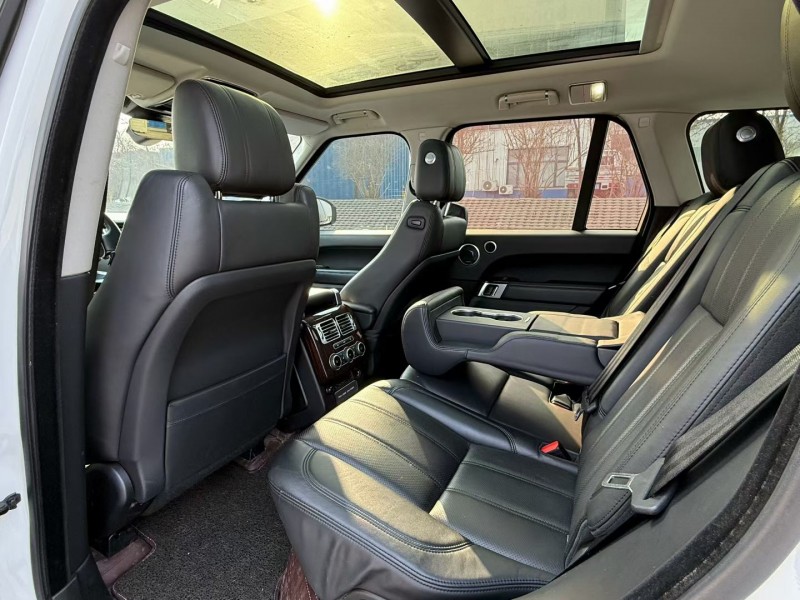 青岛17年路虎揽胜行政5