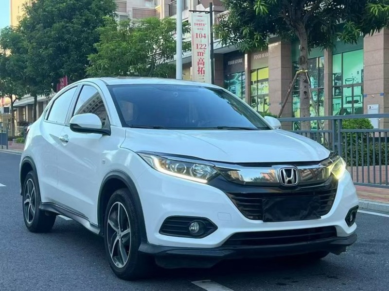 东莞21年本田缤智3